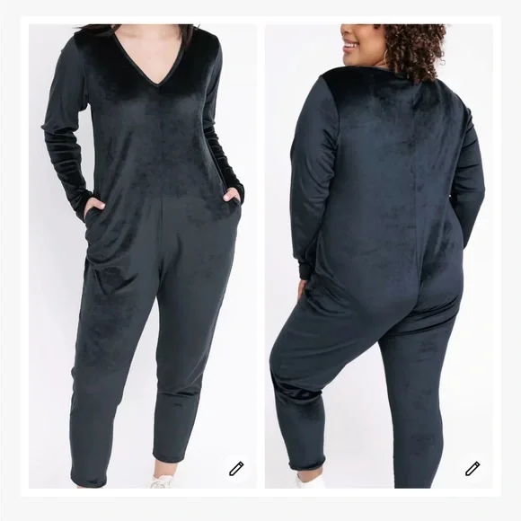 🆕🖤NEW SMASH + TESS VELOUR ROMPER 🖤🆕 - Picture 2 of 10